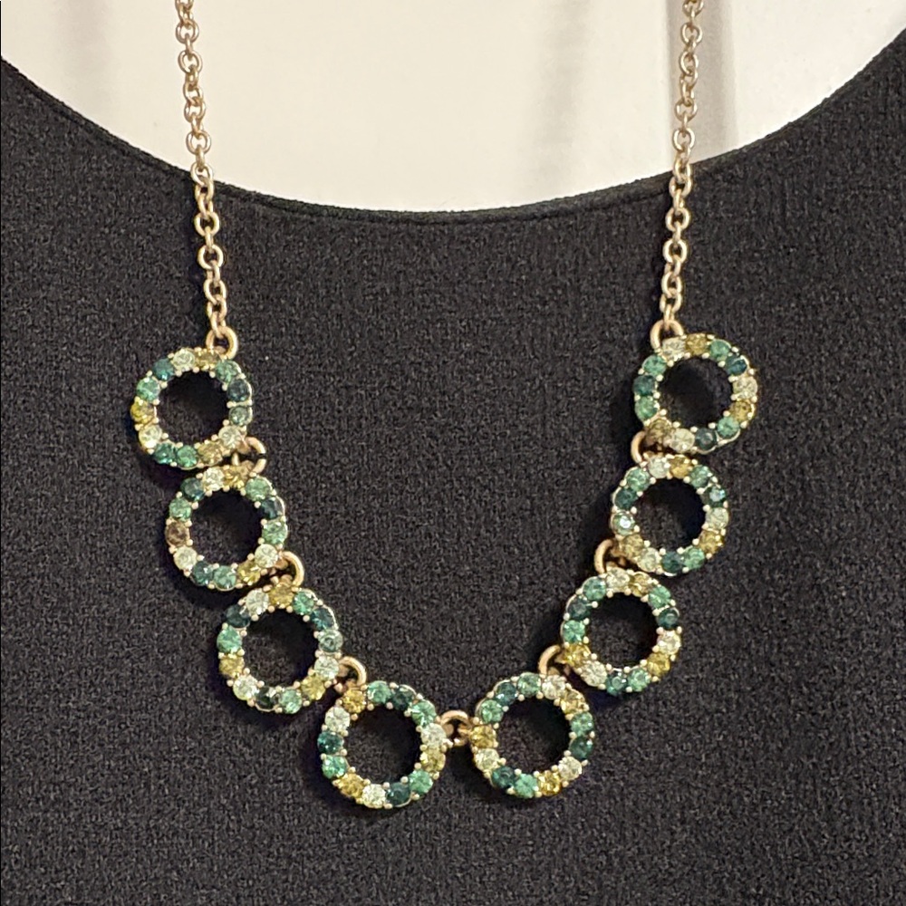 NWT [J. Crew] Green/Gold Gemstone Crystal Wreath Statement Adjustable Necklace - Picture 6 of 10